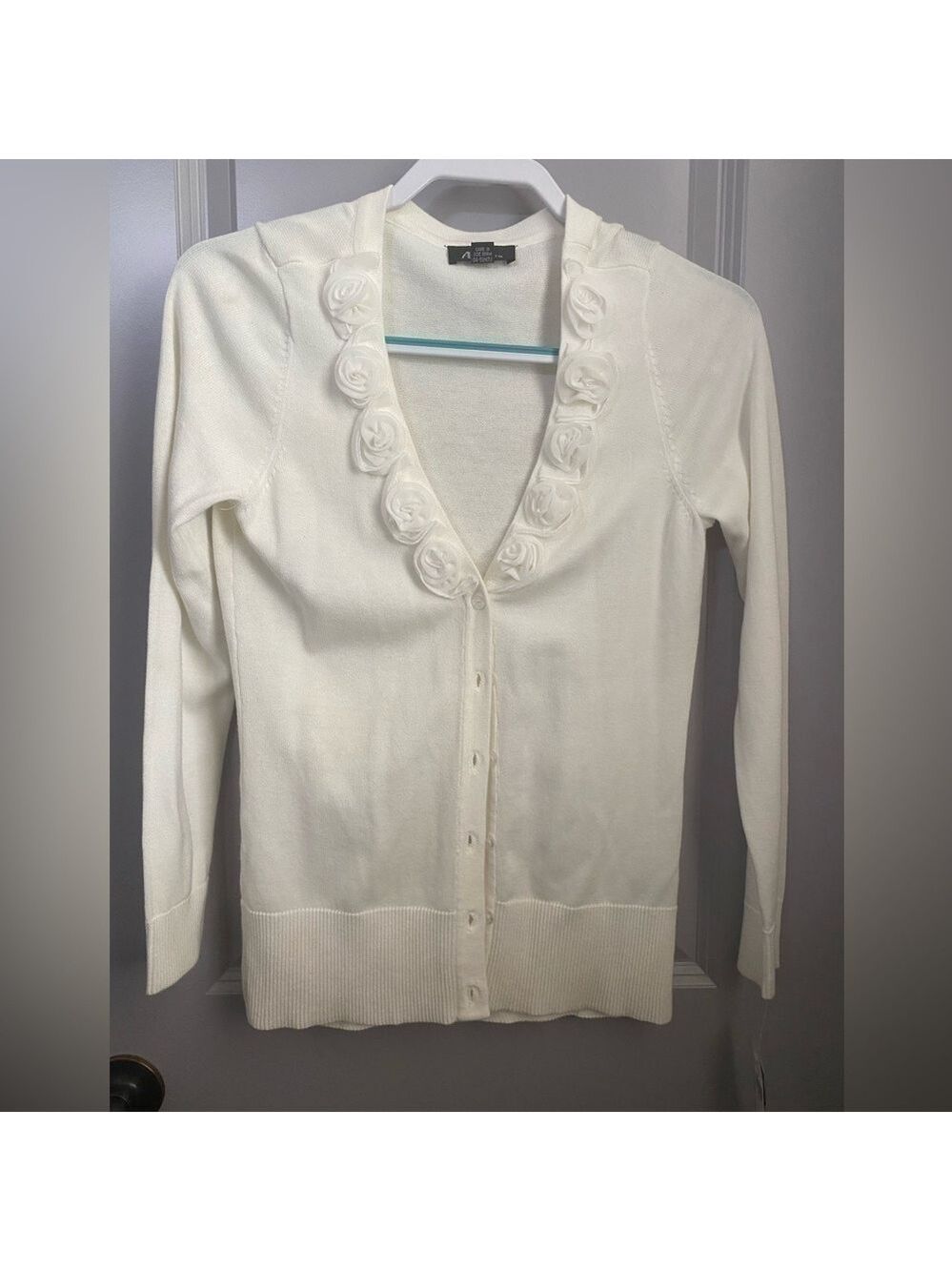 NWT AB Studio Cardigan sweater in White, size small 100%cotton